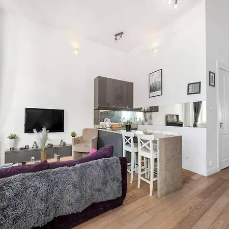 公寓 Comfortable House With Splendid Sea View 华沙